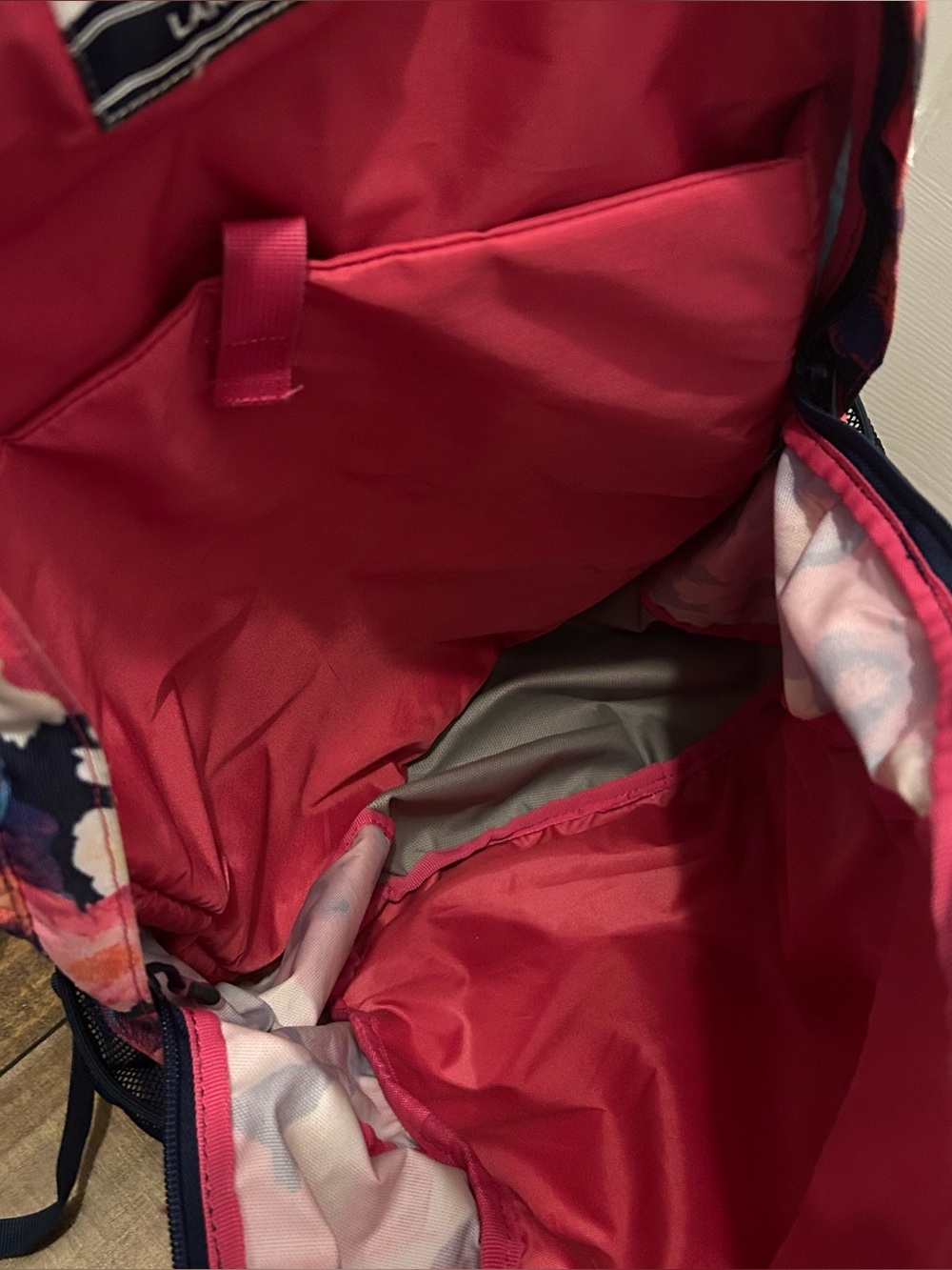 Lands End Kid’s Large Backpack Multicolor Flower Floral Adjustable Pockets - Picture 7 of 10